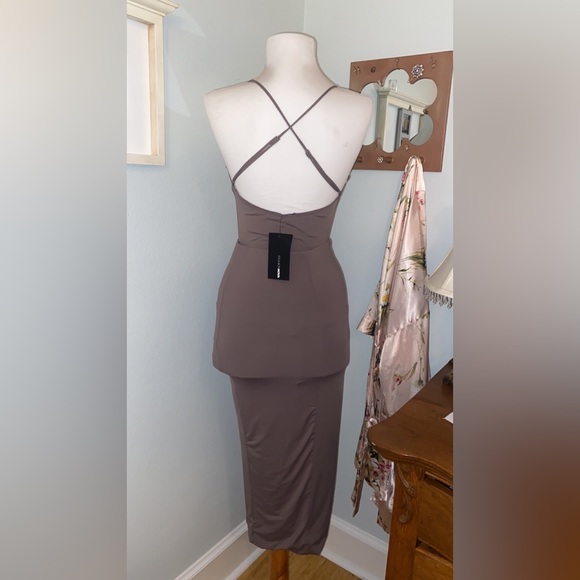 NWT Fashion Nova Bodysuit & Skirt Set - Picture 3 of 5